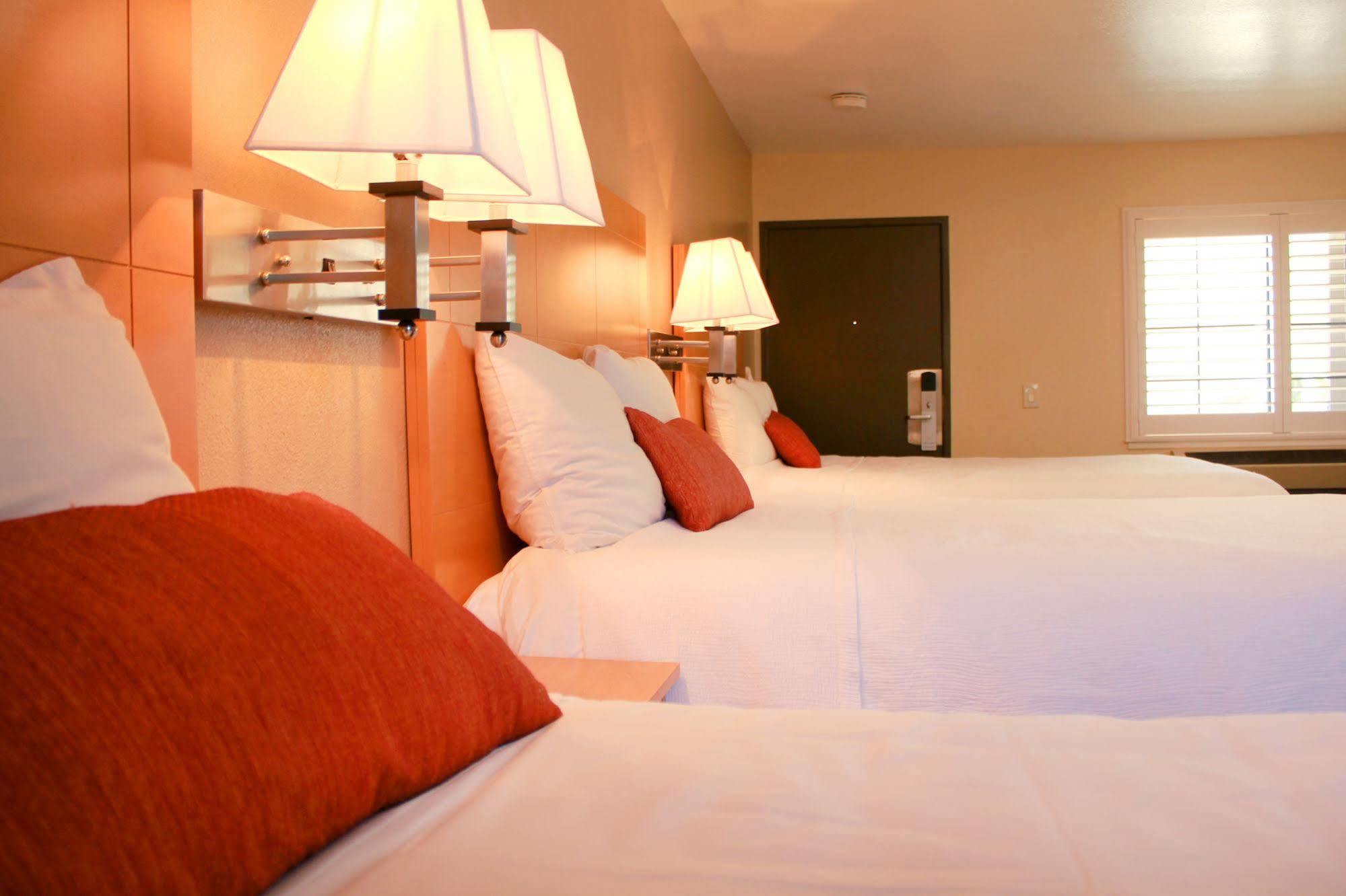 Travelodge By Wyndham Vallejo Extérieur photo