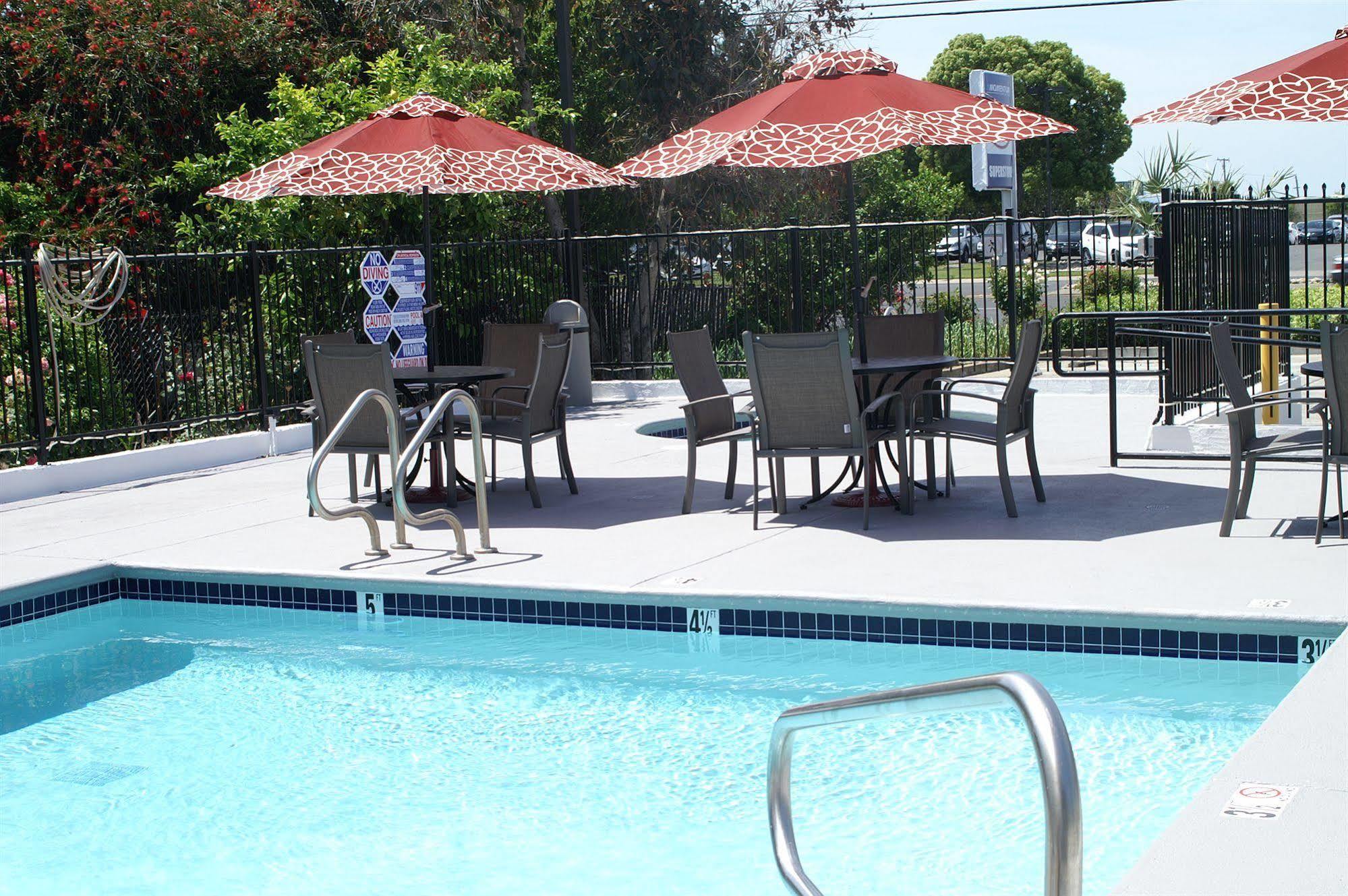 Travelodge By Wyndham Vallejo Extérieur photo