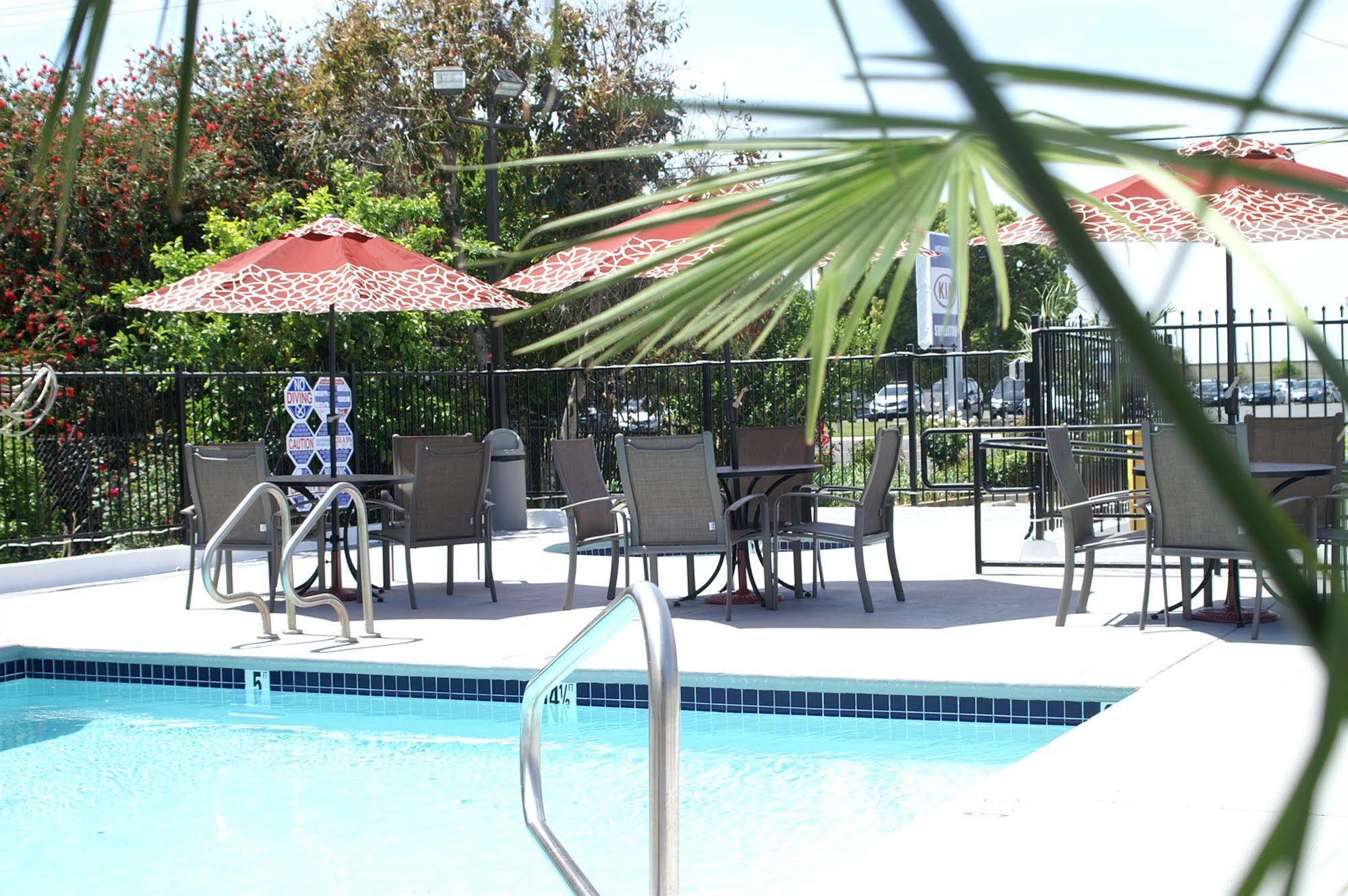 Travelodge By Wyndham Vallejo Extérieur photo