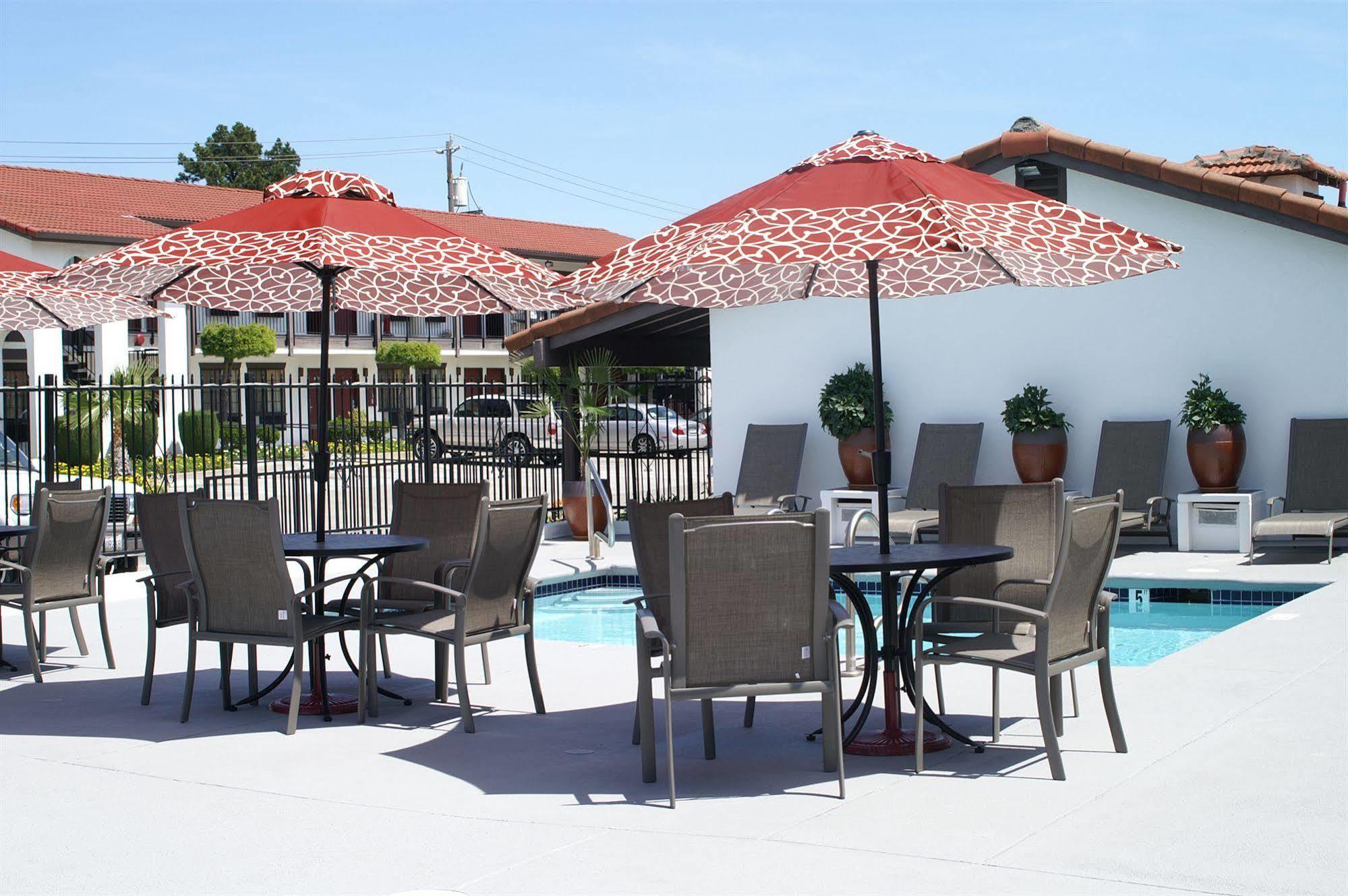 Travelodge By Wyndham Vallejo Extérieur photo